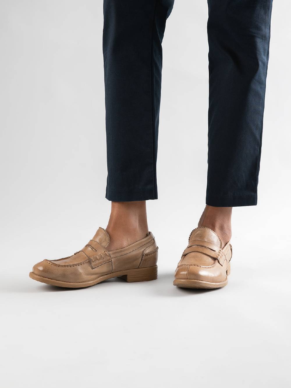 Officine Creative CALIXTE 042 Mocassini Penny Loafer in Pelle Rosa Grande vendita