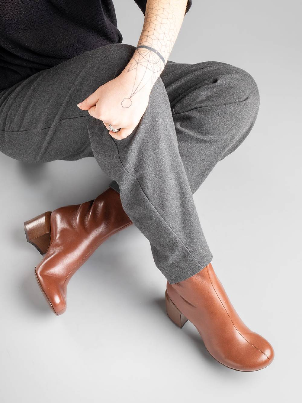 Officine Creative ETHEL 004 Stivaletti in Nappa Marrone Offerta natalizia
