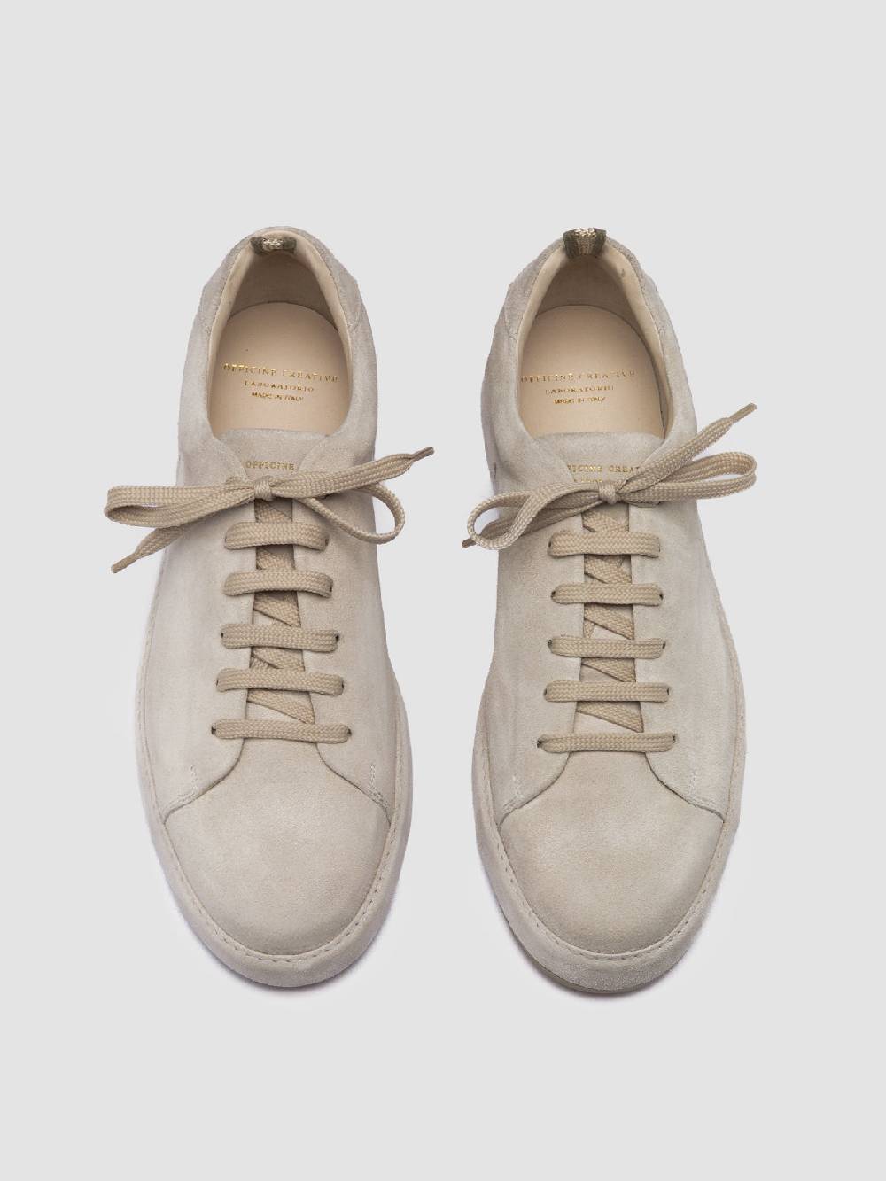 Officine Creative COVERED 001 Sneakers Basse in Pelle Scamosciata Grigia Sconti VIP