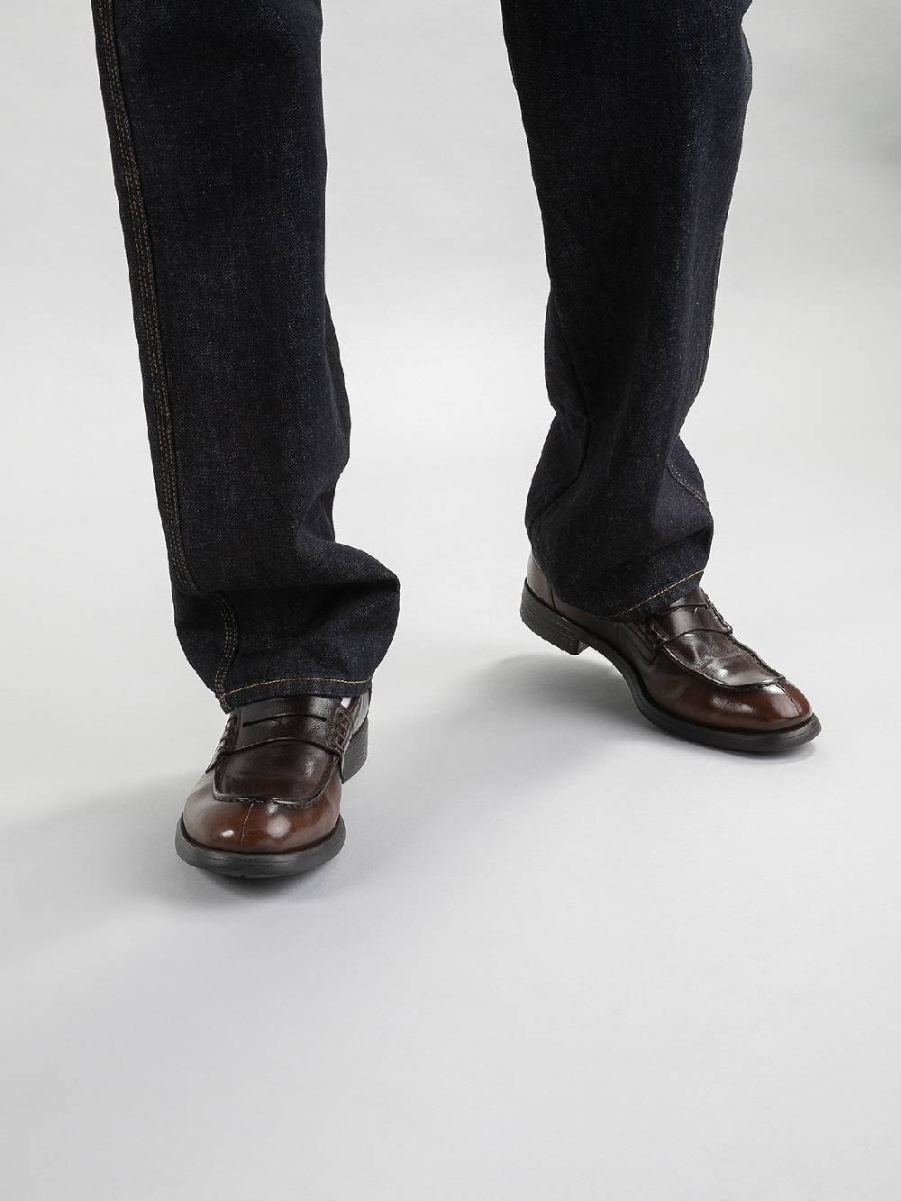 Officine Creative CHRONICLE 056 Mocassini Penny in Pelle Marrone Spedizione Gratuita