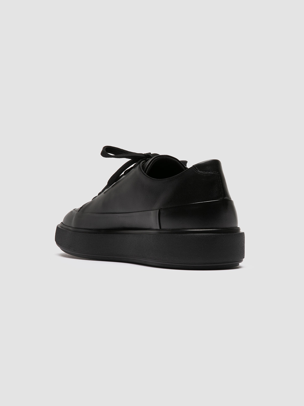 Officine Creative RELEASE 001 Sneaker Basse in Pelle Nera Offerta speciale