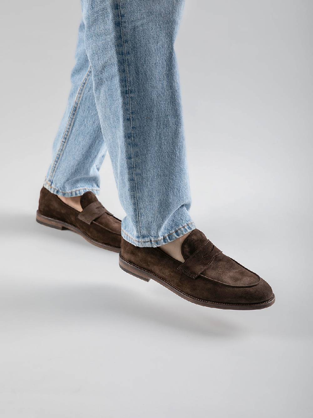 Officine Creative OPERA 001 Mocassini Penny Loafer in Pelle Scamosciata Marrone Fino al 60% di sconto