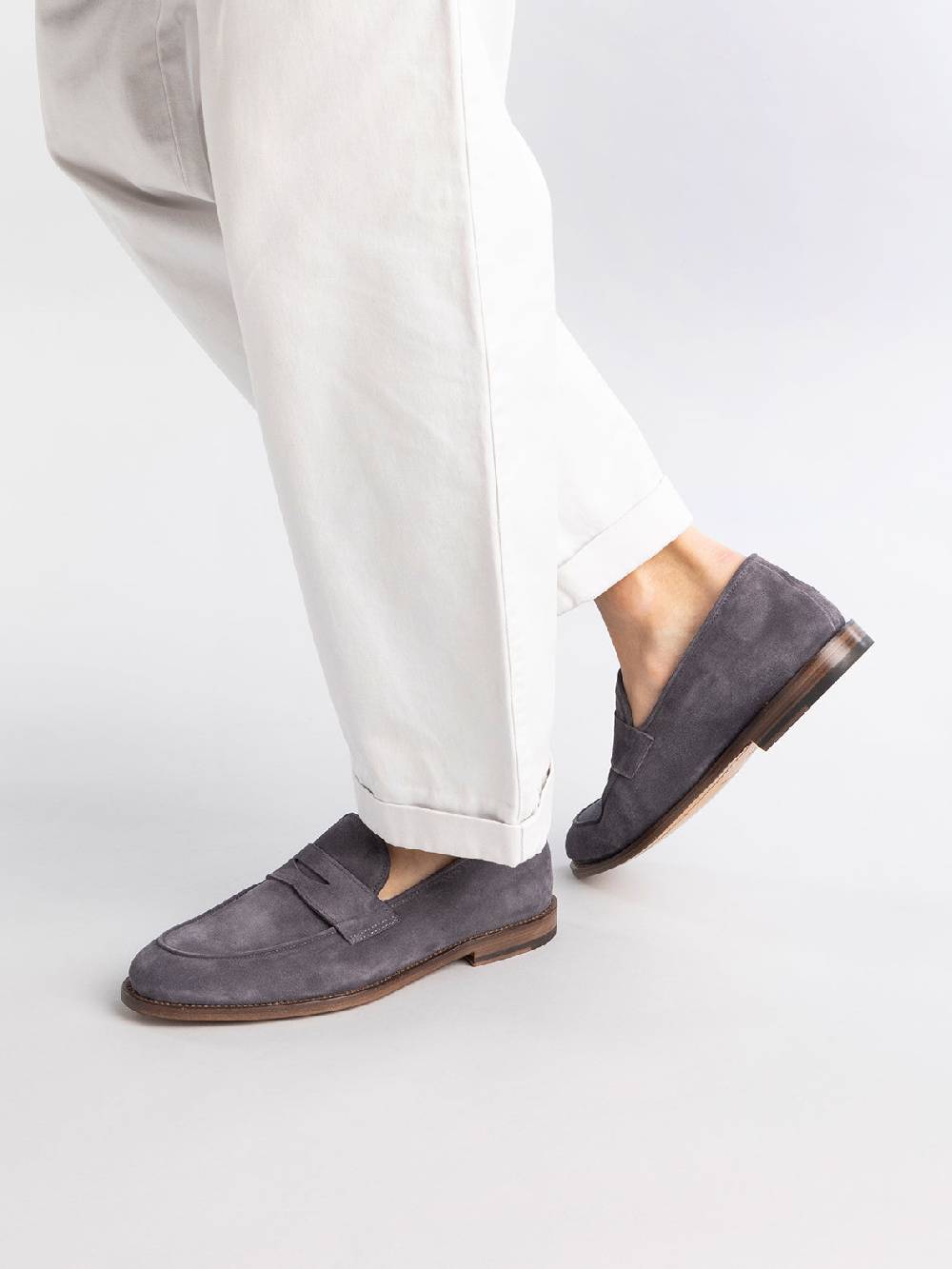 Officine Creative OPERA 001 Mocassini Penny in Pelle Scamosciata Grigia Fino al 65% di sconto