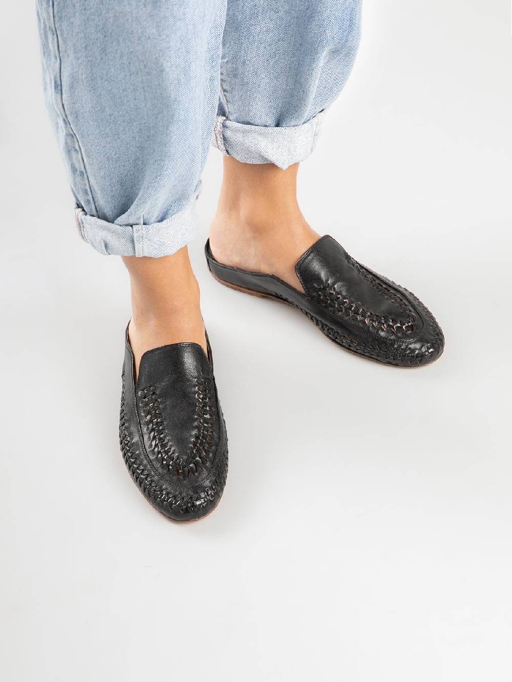 Officine Creative BESSIE 008 Sabot in Pelle Nera Officina