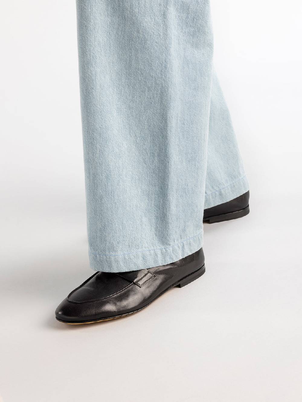 Officine Creative AIRTO 001 Mocassini Penny Loafer in Pelle Nera Vendita Calda