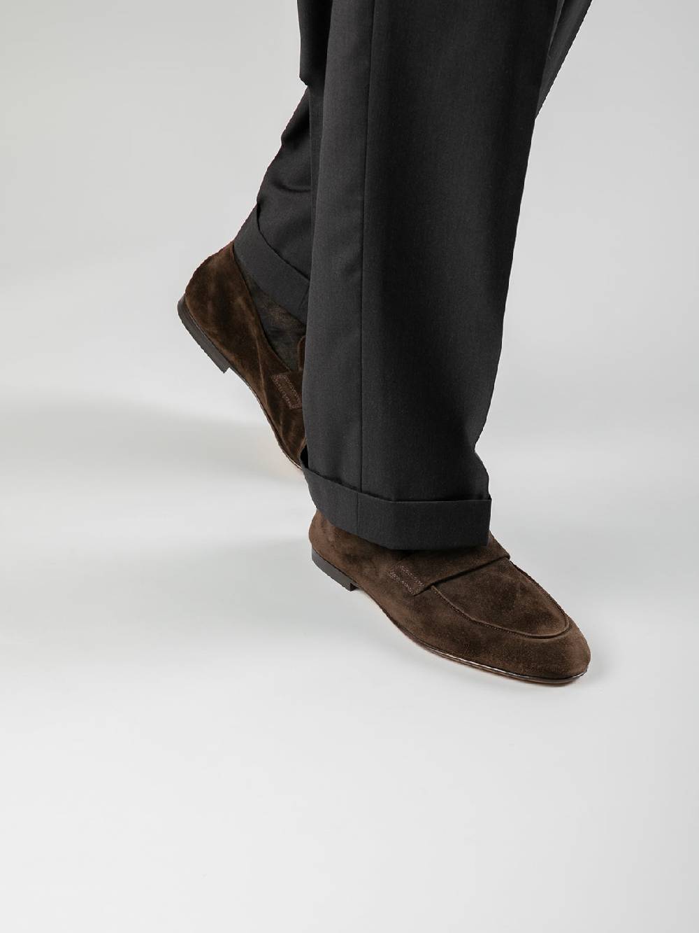 Officine Creative AIRTO 001 Mocassini in Pelle Scamosciata Marrone Saldi Di Fabbrica