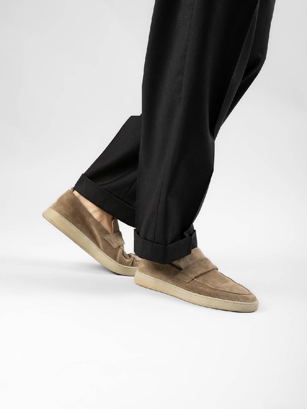 Officine Creative HERBIE 001 Mocassini Penny Loafer in Pelle Scamosciata Tortora In Saldo
