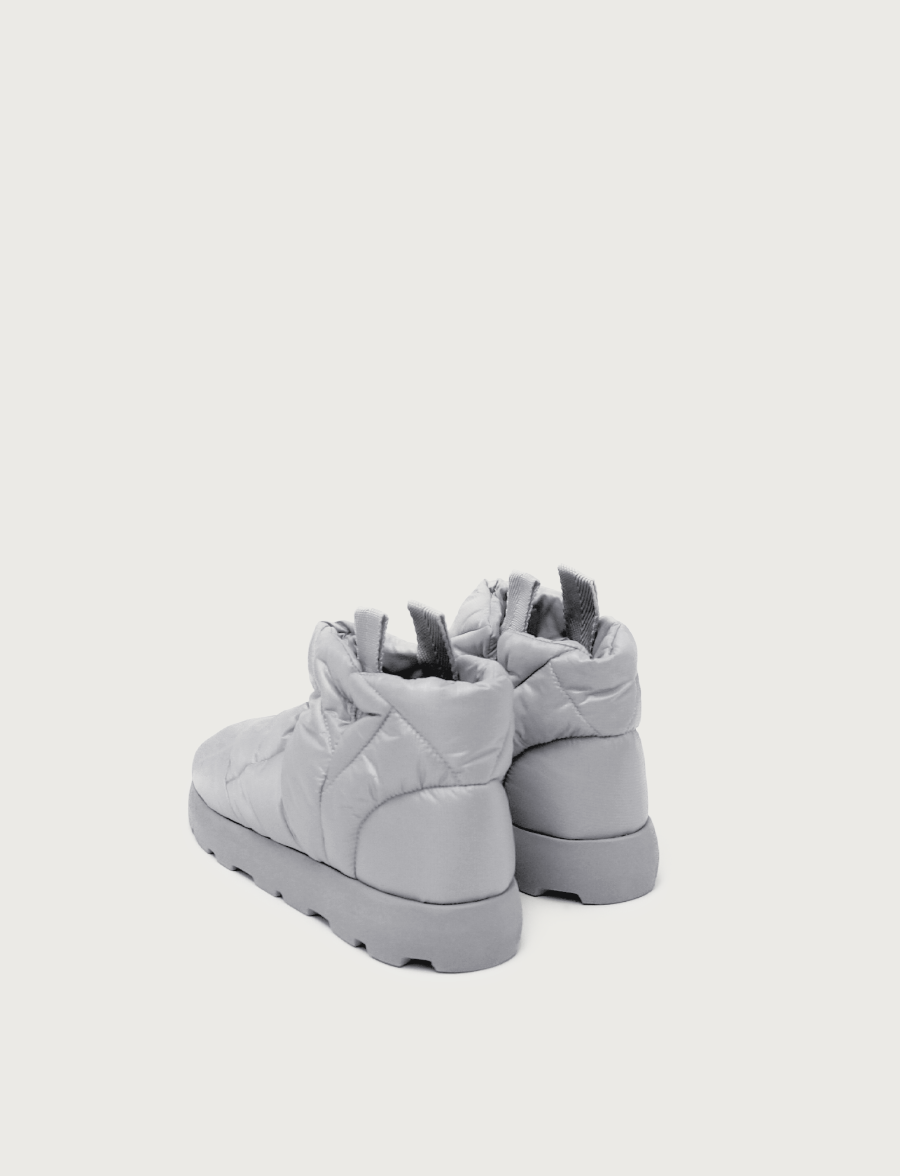 Piumestudio Quadrato Grey 2025
