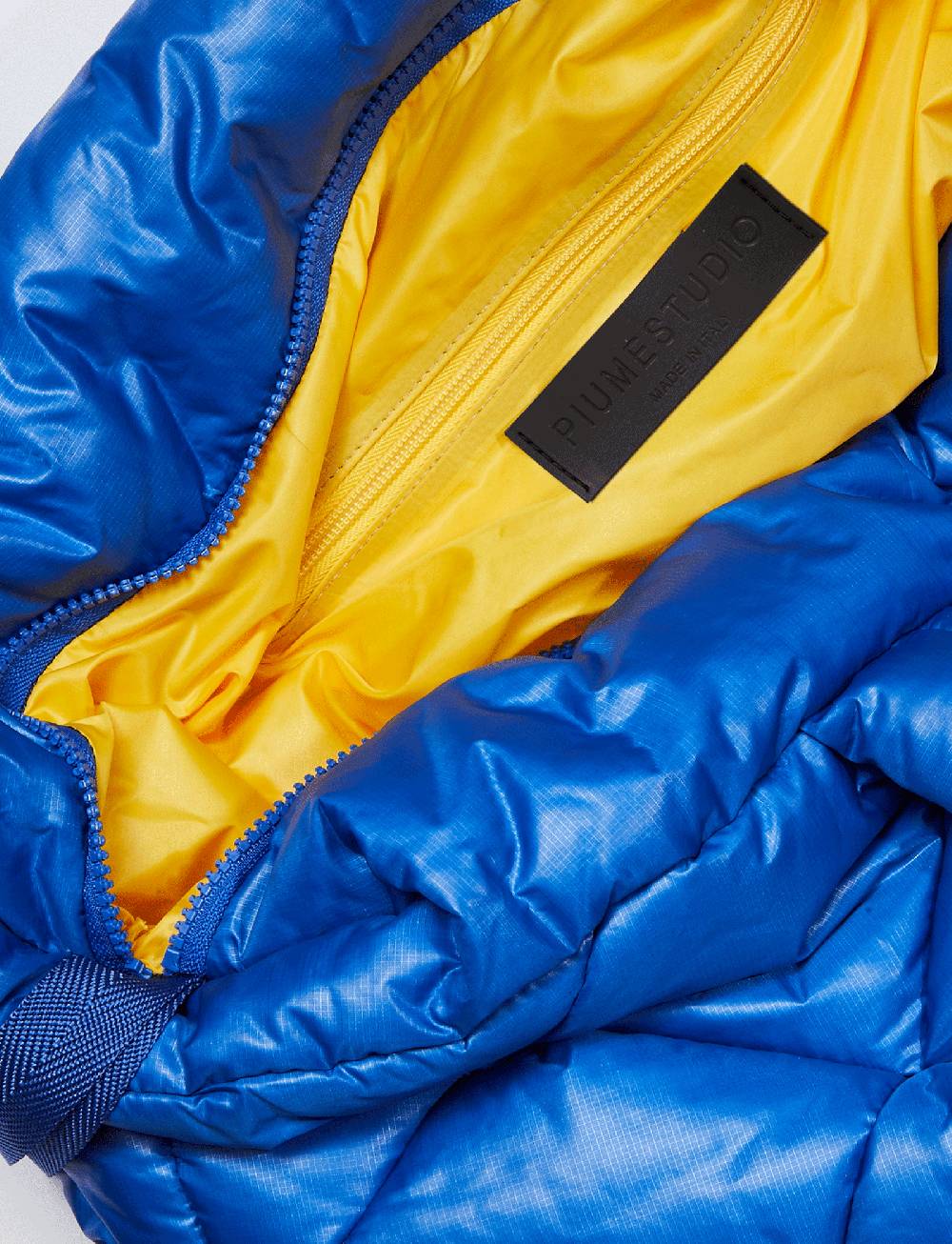 Piumestudio Spazio Cobalt Fino Al -60%