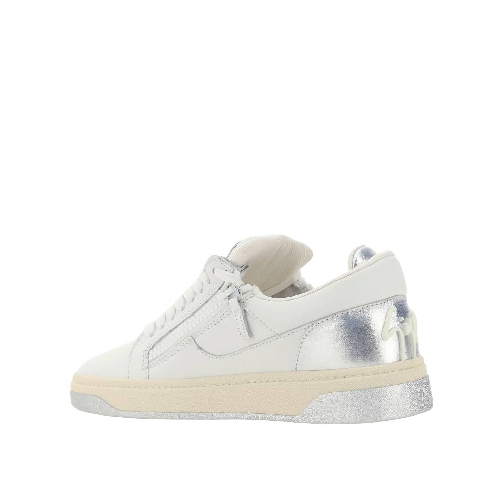 GIUSEPPE ZANOTTI DESIGN  Sneakers Basse da Uomo in Pelle Bianca Giuseppe Zanotti Italy