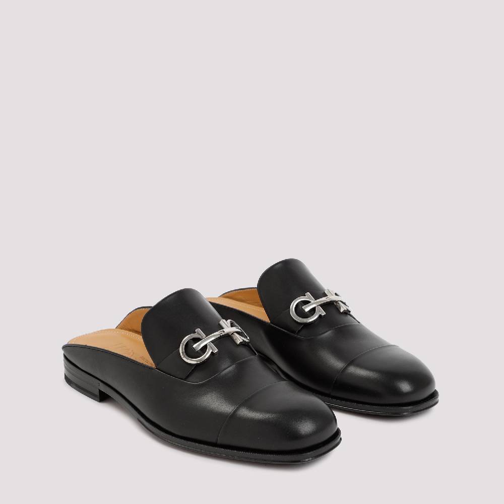 SALVATORE FERRAGAMO  Stivaletti Neri in Vitello Salvatore Ferragamo Uomo Promozione Limitata