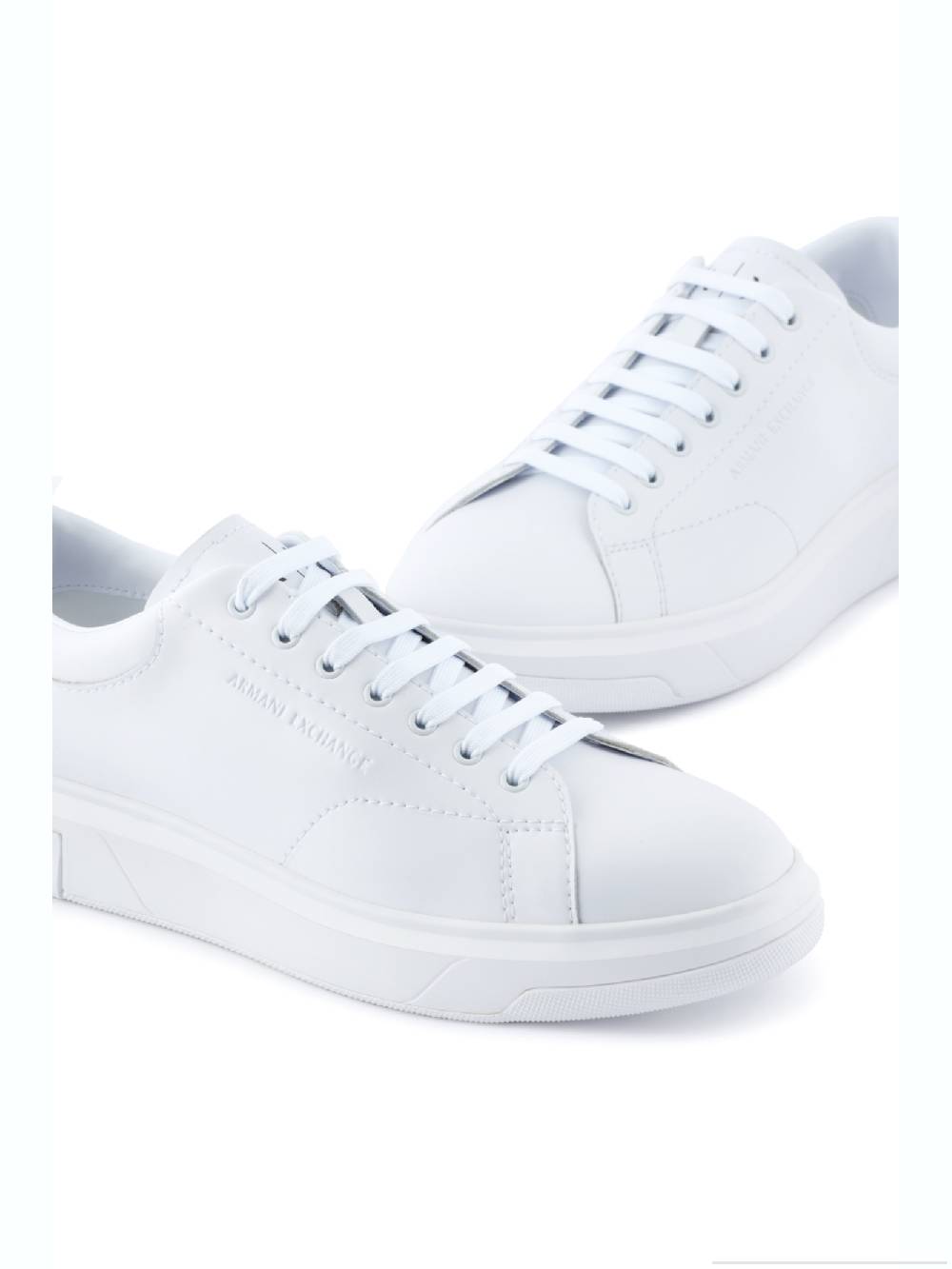 ARMANI EXCHANGE  Sneakers di Pelle Bianca Armani Exchange Uomo Nuova