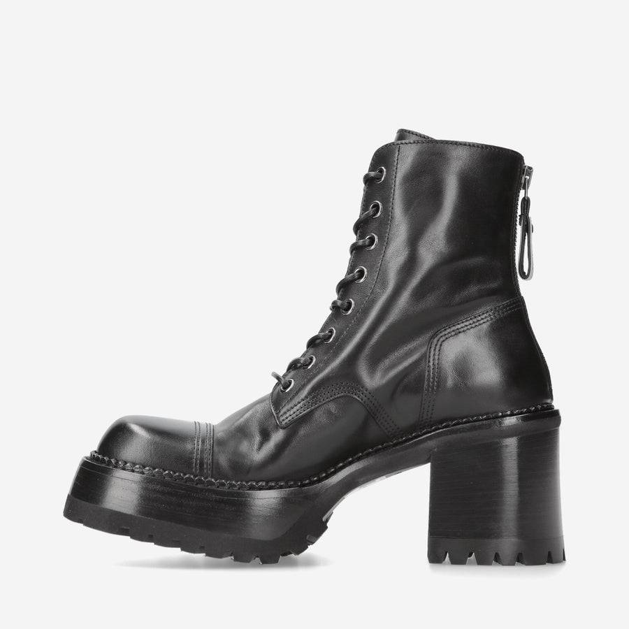 Premiata Stivaletti McQueen M4519LA in vitello Novità