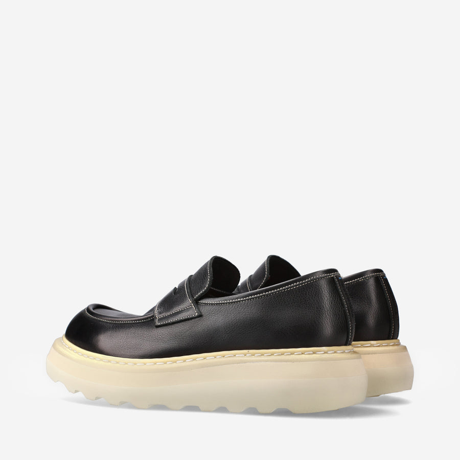 Premiata Mocassini Over Cal 32161B in vitello Offerte
