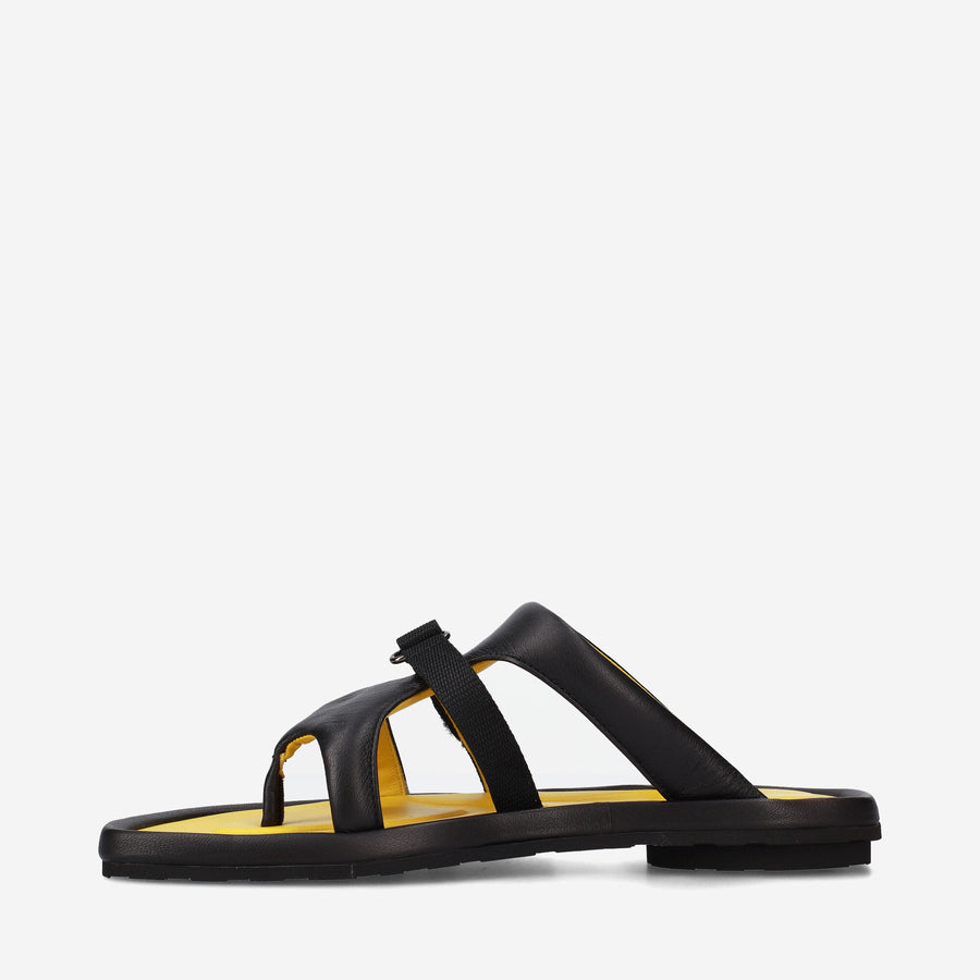 Premiata Sandali infradito M6653A in nappa Offerta