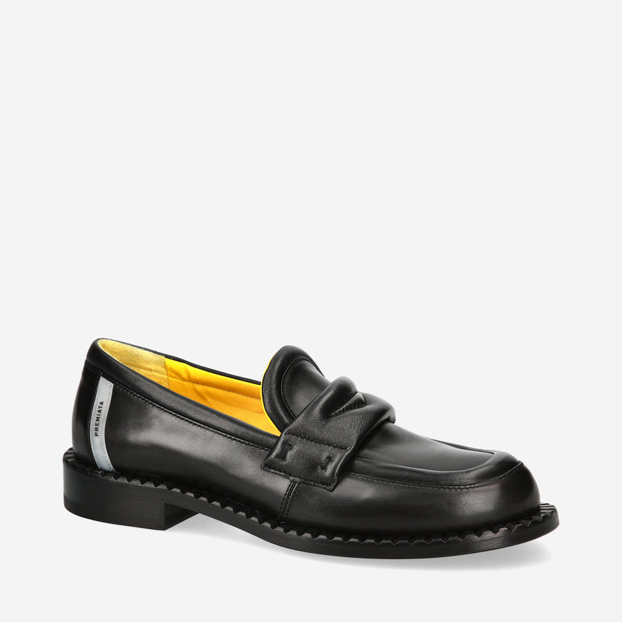 Premiata Mocassini Deb M6667B in nappa Moda