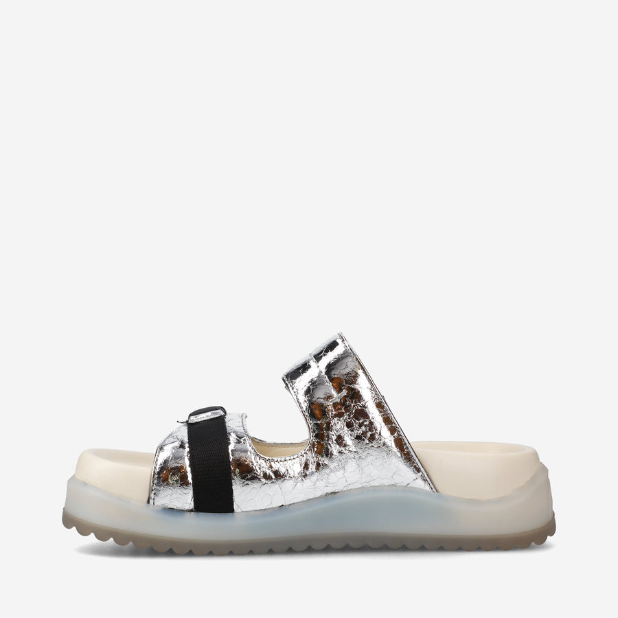 Premiata Sandali bassi M6701A in laminato silver Soddisfazione Garantita