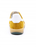 ED PARRISH Sneakers uomo ED PARRISH TRAINER UM091 in camoscio giallo ocra Officina