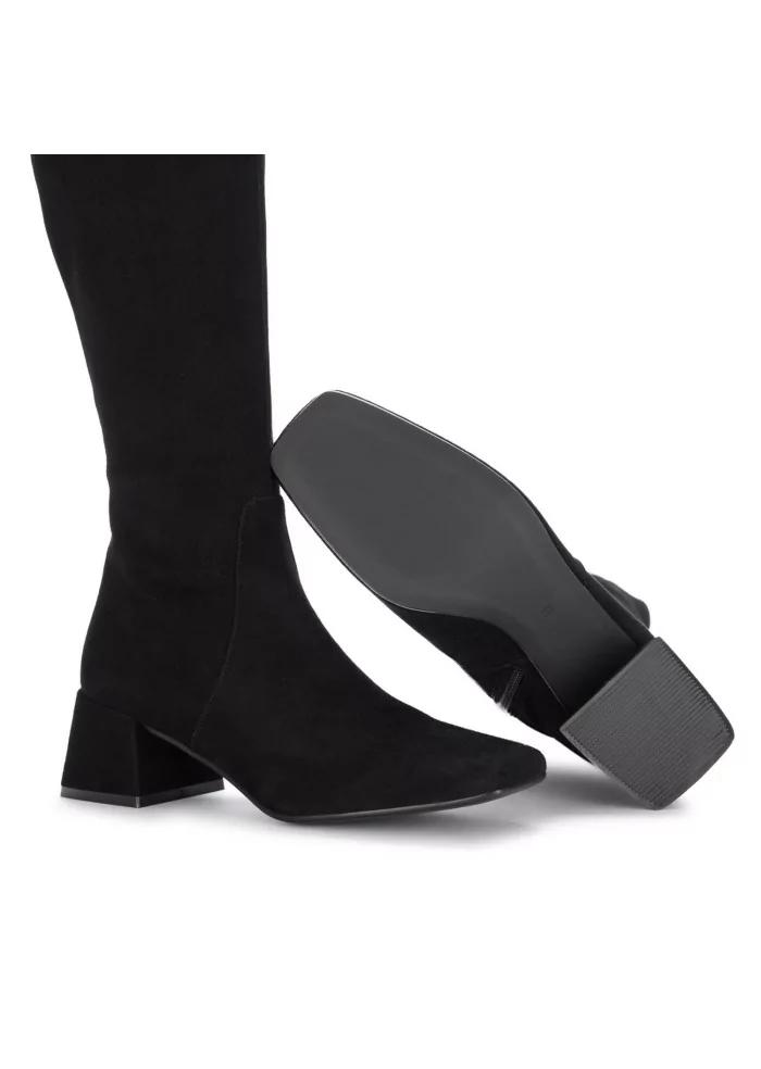 MA+DE 94 | STIVALI ALTI CAMOSCIO NERO Vendita Calda