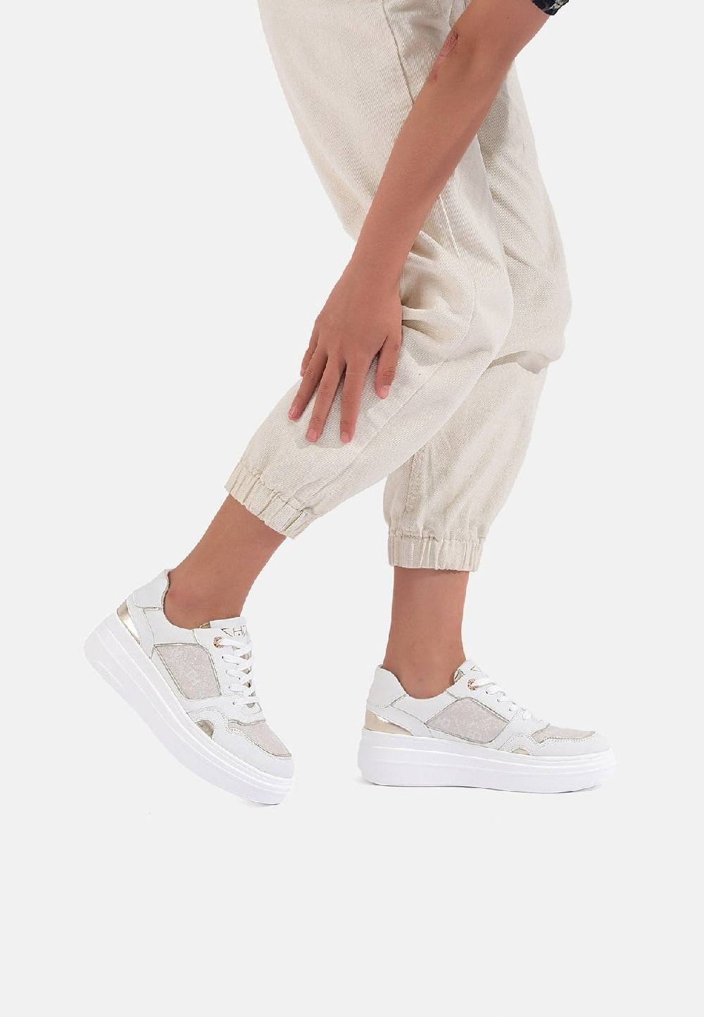 Queen Helena Sneakers QH7007
