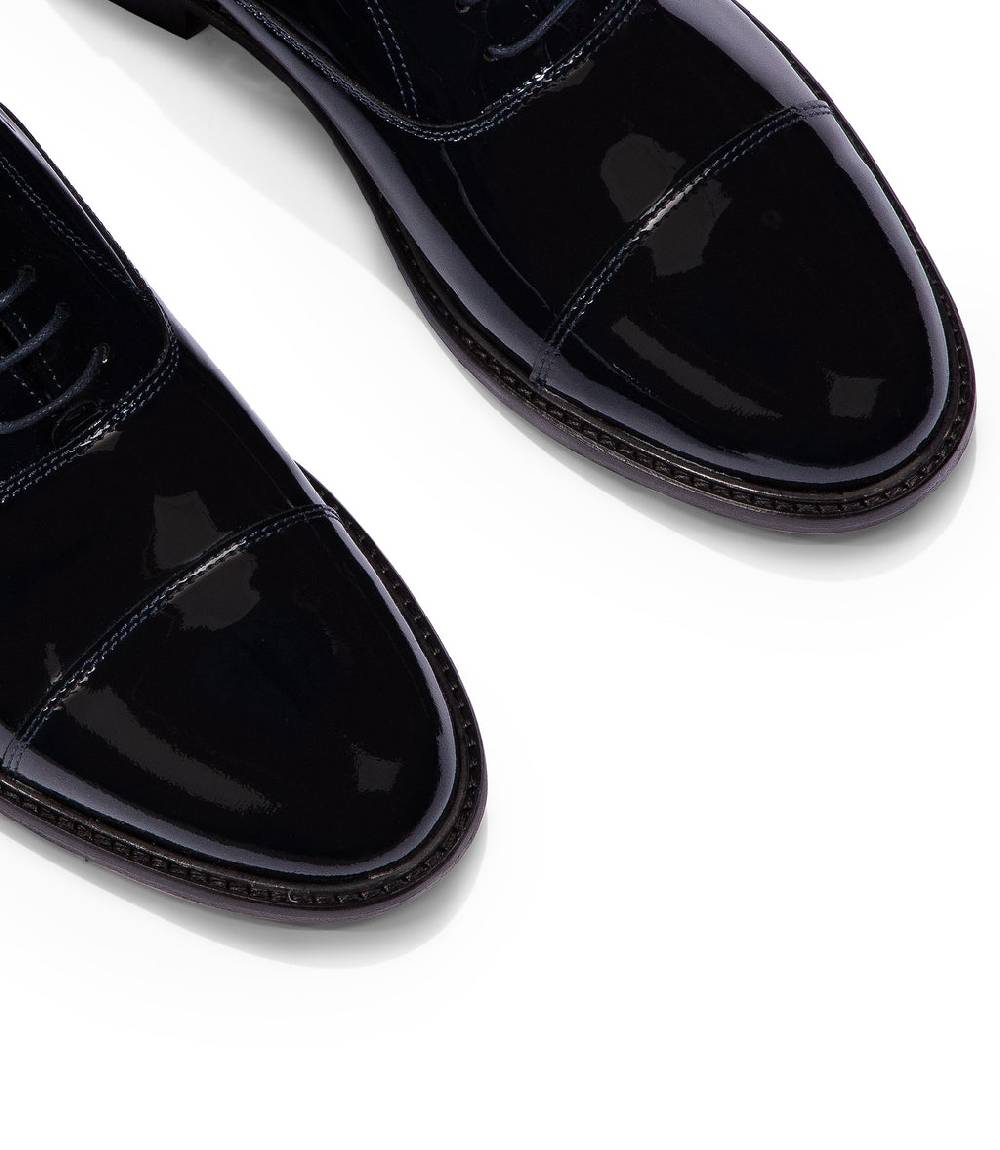 Loriblu Stringate oxford in vernice blu Soddisfazione Garantita