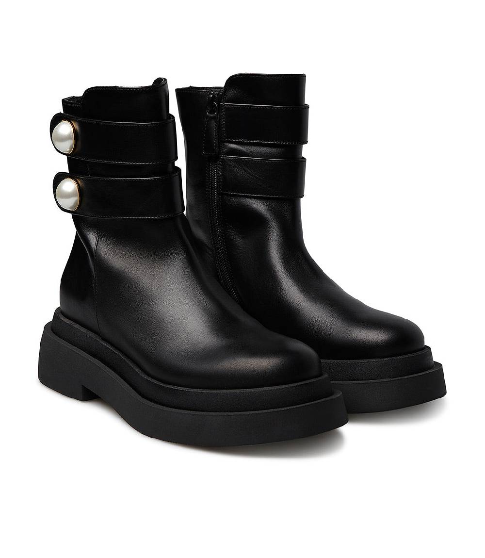 Loriblu Stivaletto in vitello nero con cinturini e borchie perla Sconto di tempo limitato