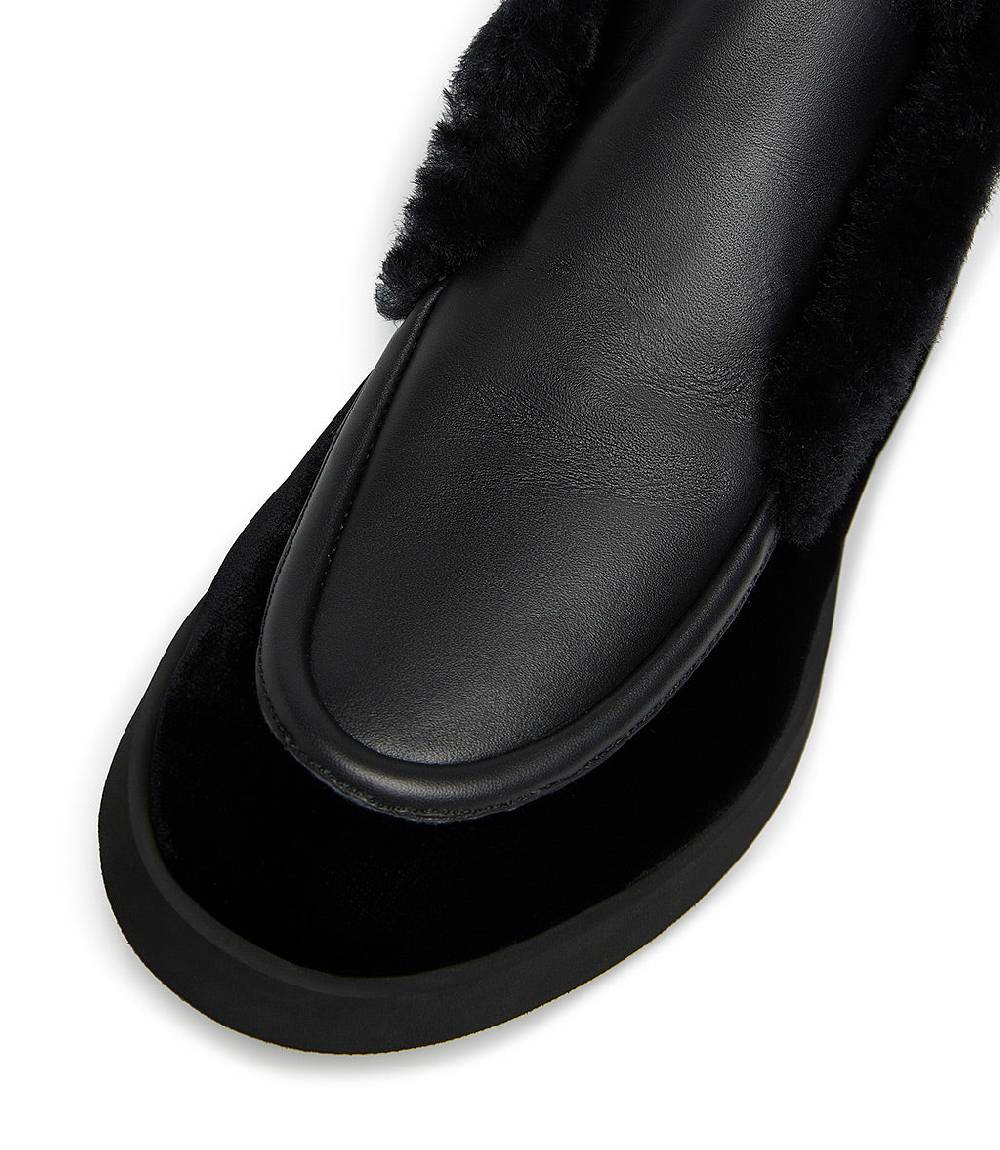 Loriblu Mocassini in camoscio e nappa nera con fodera shearling Ultimi due giorni