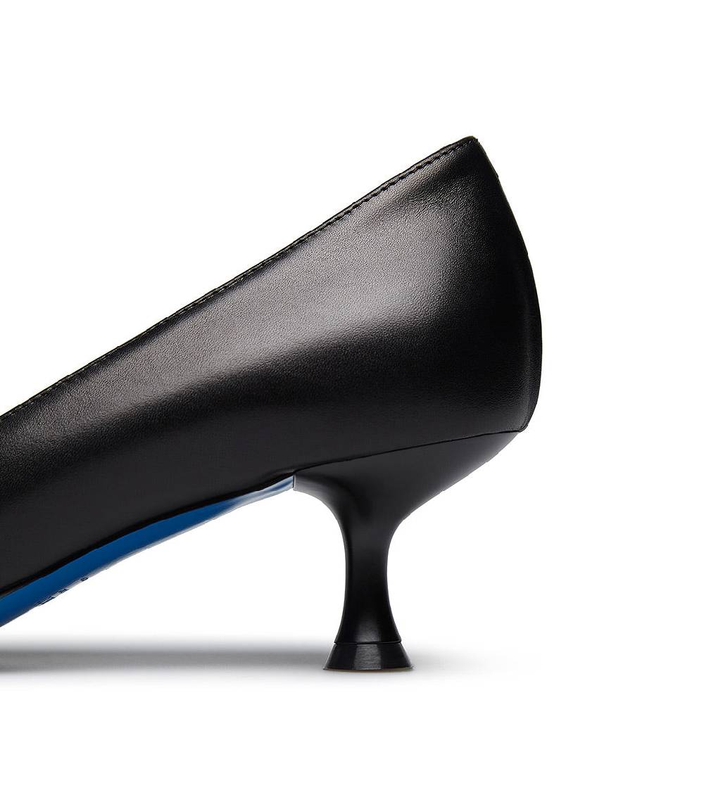 Loriblu Décolleté in nappa nera con cinturini Only for today