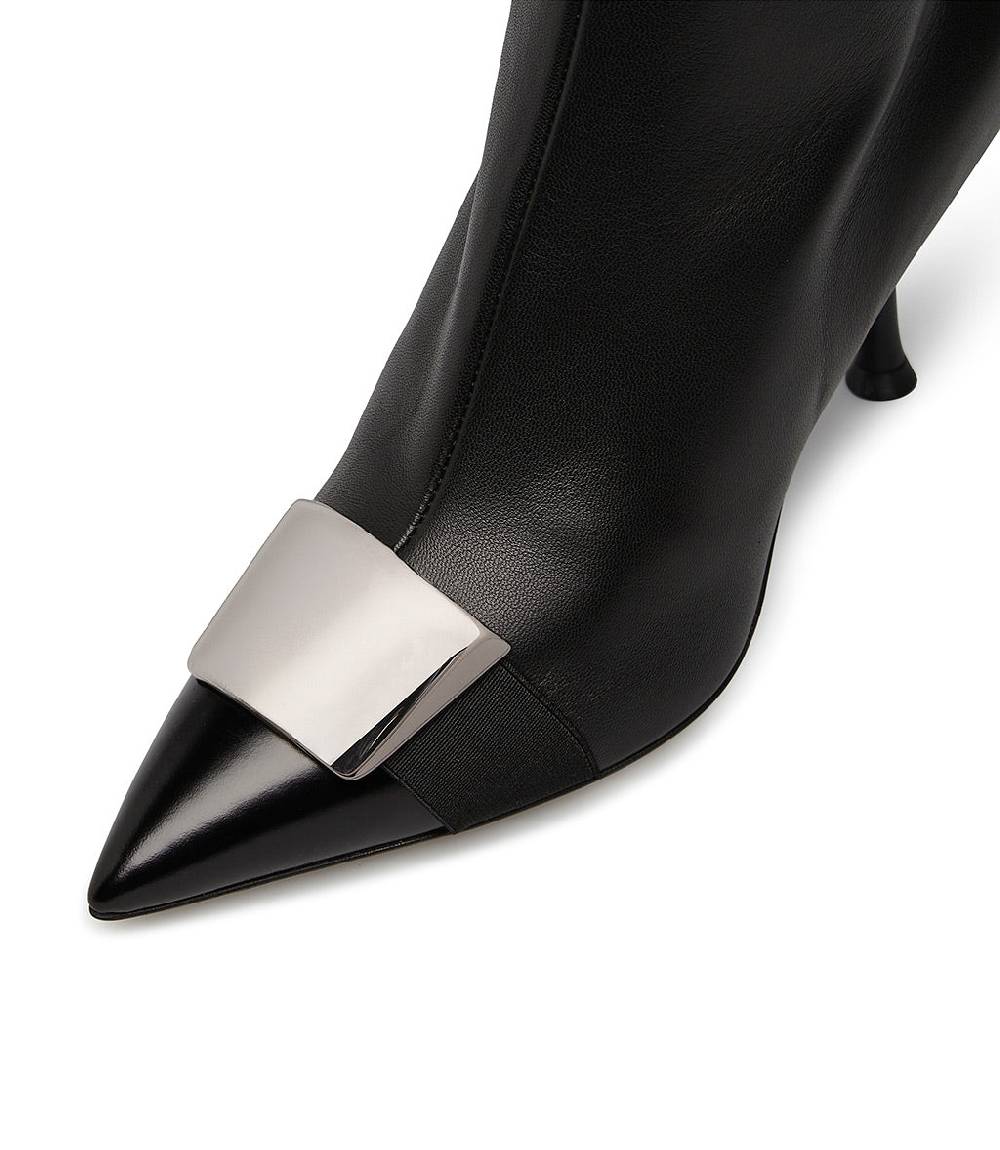 Loriblu Stivaletto in nappa nera con placca Logo metal Officina