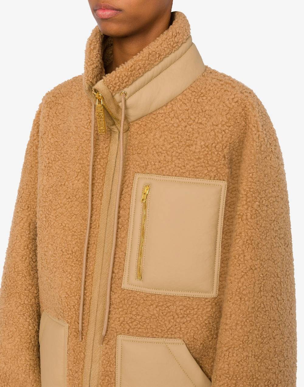 Love Moschino Giacca in tessuto soft con zip Offerte