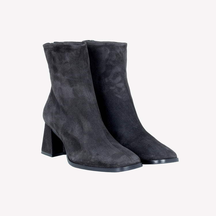 Roberto Festa ANKLE BOOT IN CAMOSCIO ASFALTO YLARIA 2025