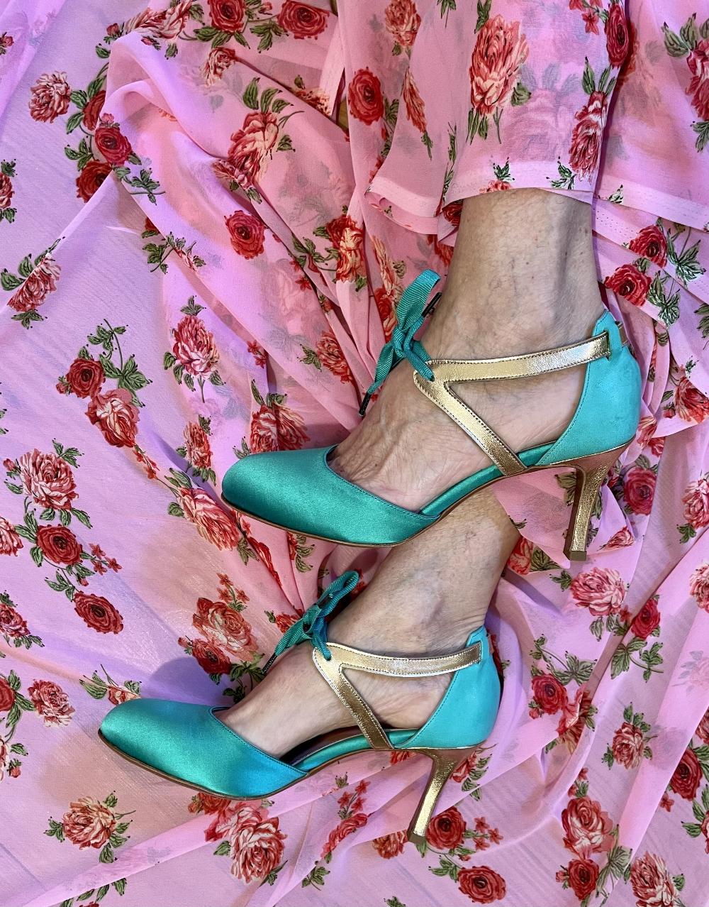 Rose'S Roses Carmen Emerald Offerta