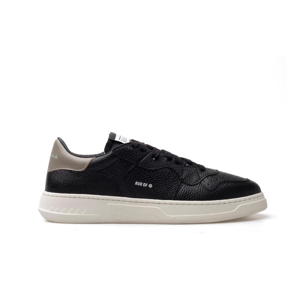 RUN OF Classen TP sneakers in pelle nera con talloncino color tortora Online