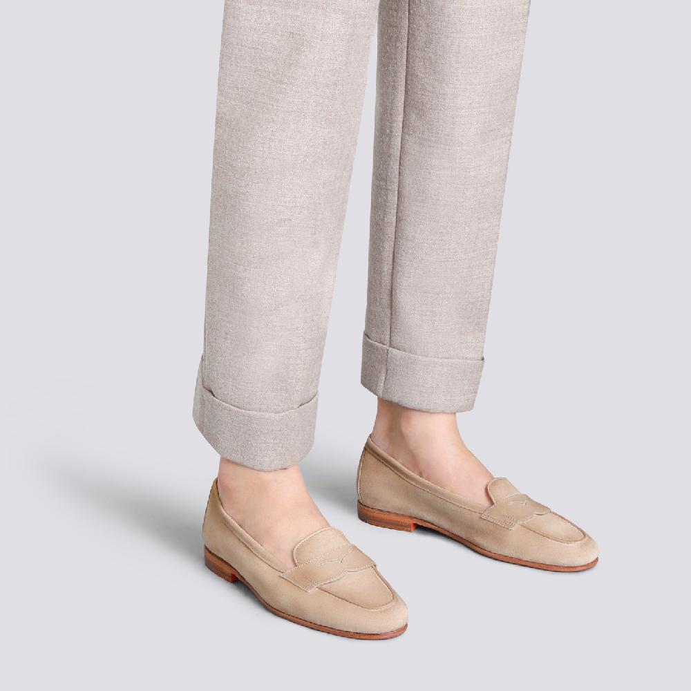 Santoni Mocassino Carla da donna in suede beige In Saldo