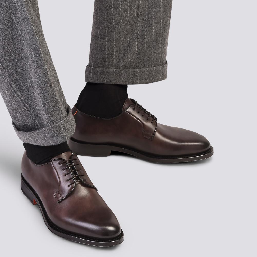 Santoni Stringata derby da uomo in pelle anticata marrone Vendita Economica