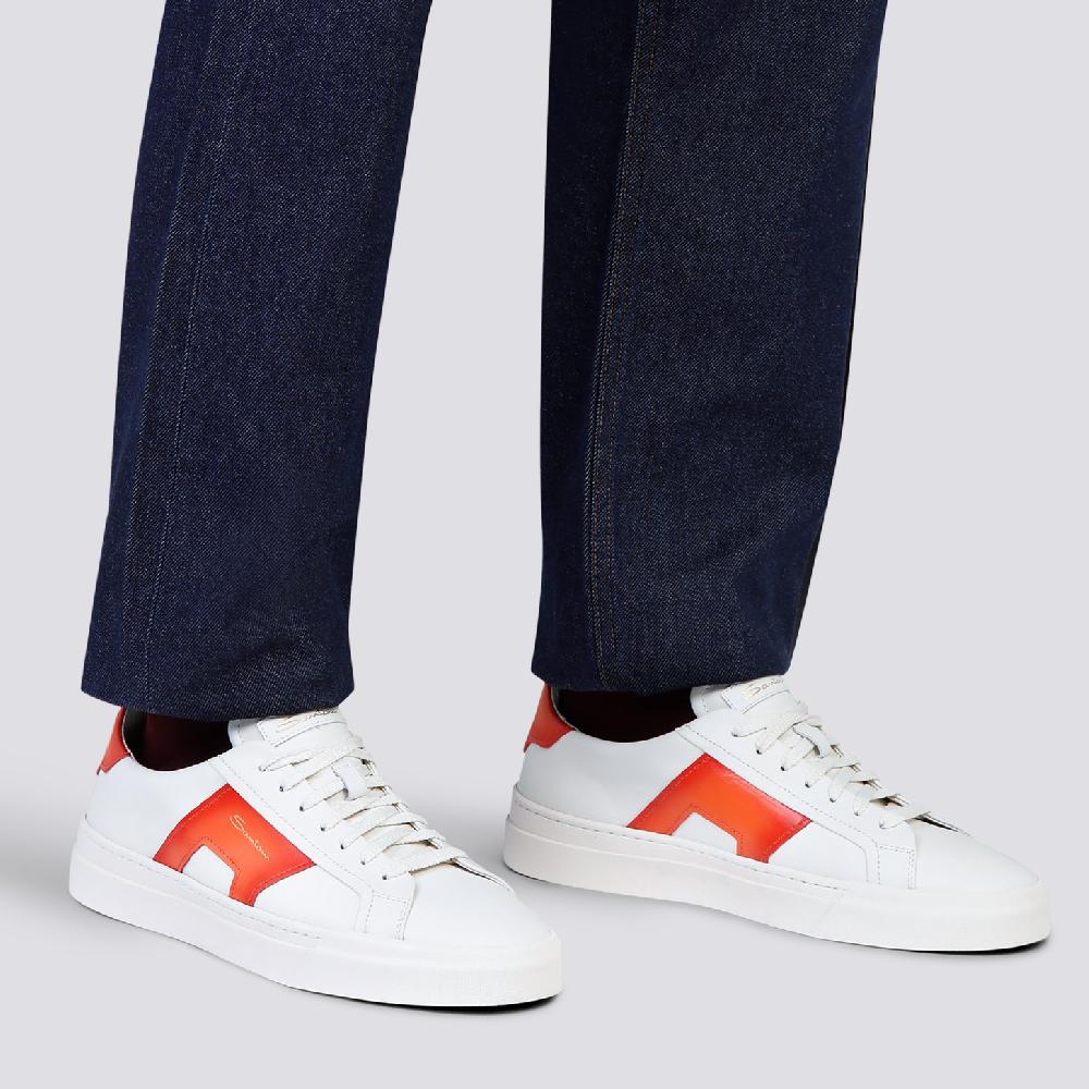 Santoni Double buckle sneaker da uomo in pelle bianca e arancione Offerta