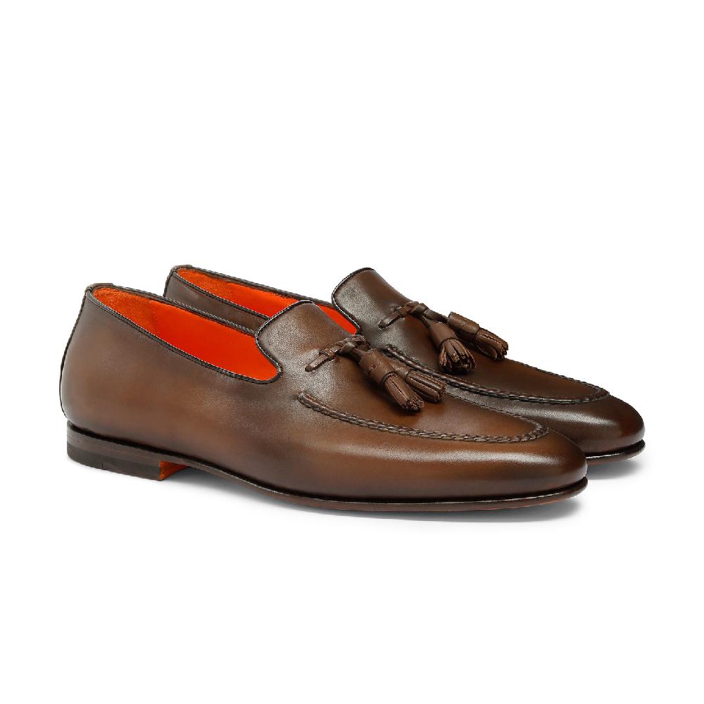 Santoni Mocassino con nappe da uomo in pelle anticata marrone In Vendita