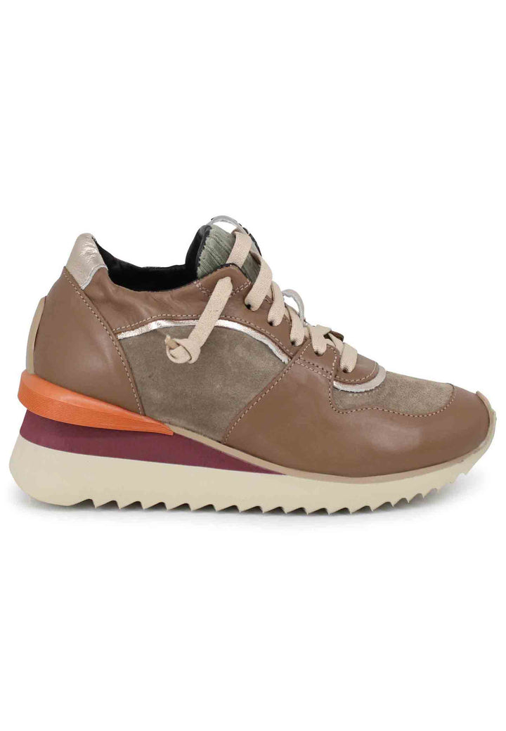 Spatarella Sneakers donna in pelle taupe con fondo zeppa Sottocosto