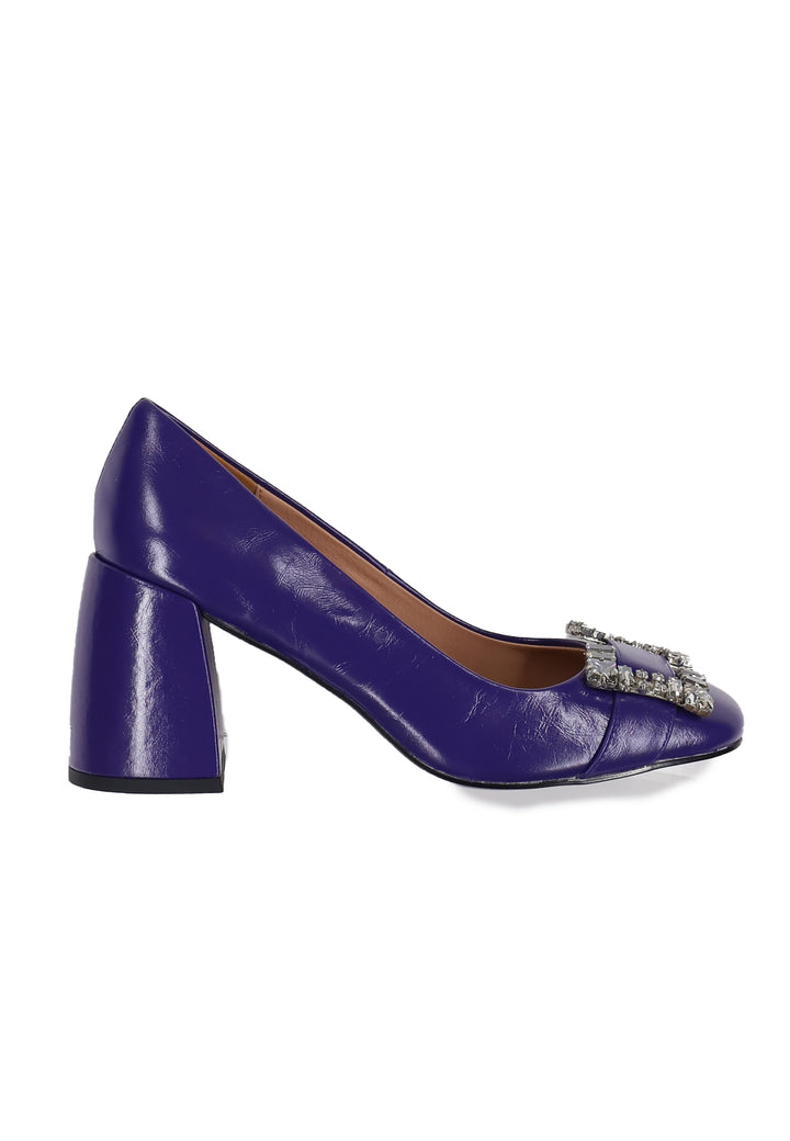 Spatarella Decollete donna in pelle lucida viola con fibbia in strass e tacco alto Adella Negozio