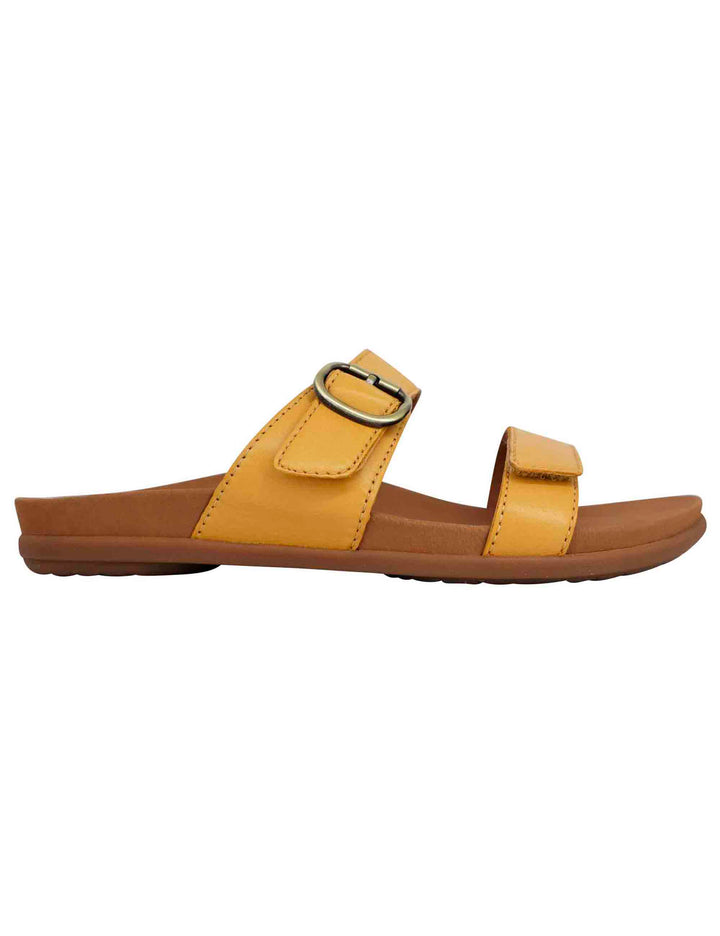 Spatarella Sandali bassi donna in pelle gialla con fibbia laterale Offerta