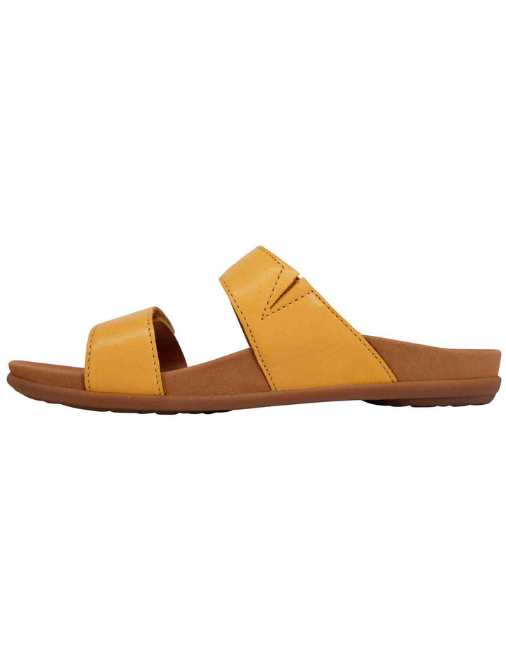 Spatarella Sandali bassi donna in pelle gialla con fibbia laterale Offerta