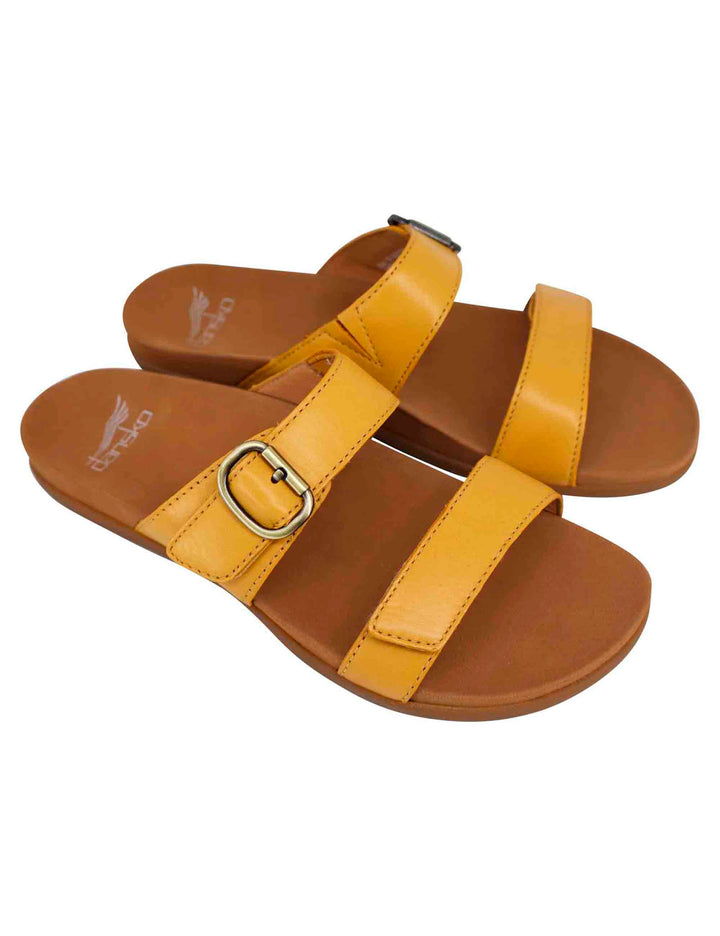 Spatarella Sandali bassi donna in pelle gialla con fibbia laterale Offerta