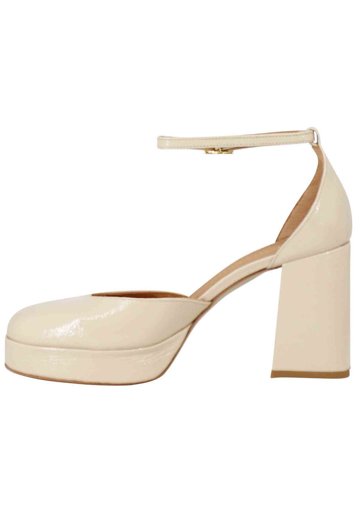 Spatarella Decollete donna in vernice cipria con tacco alto e plateau Moda