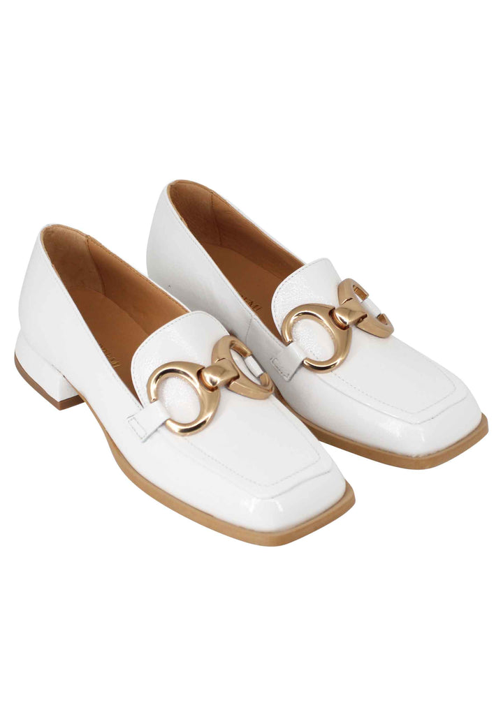 Spatarella Mocassini donna Poppi Chal in naplak off white con morsetto in oro satinato Qualità