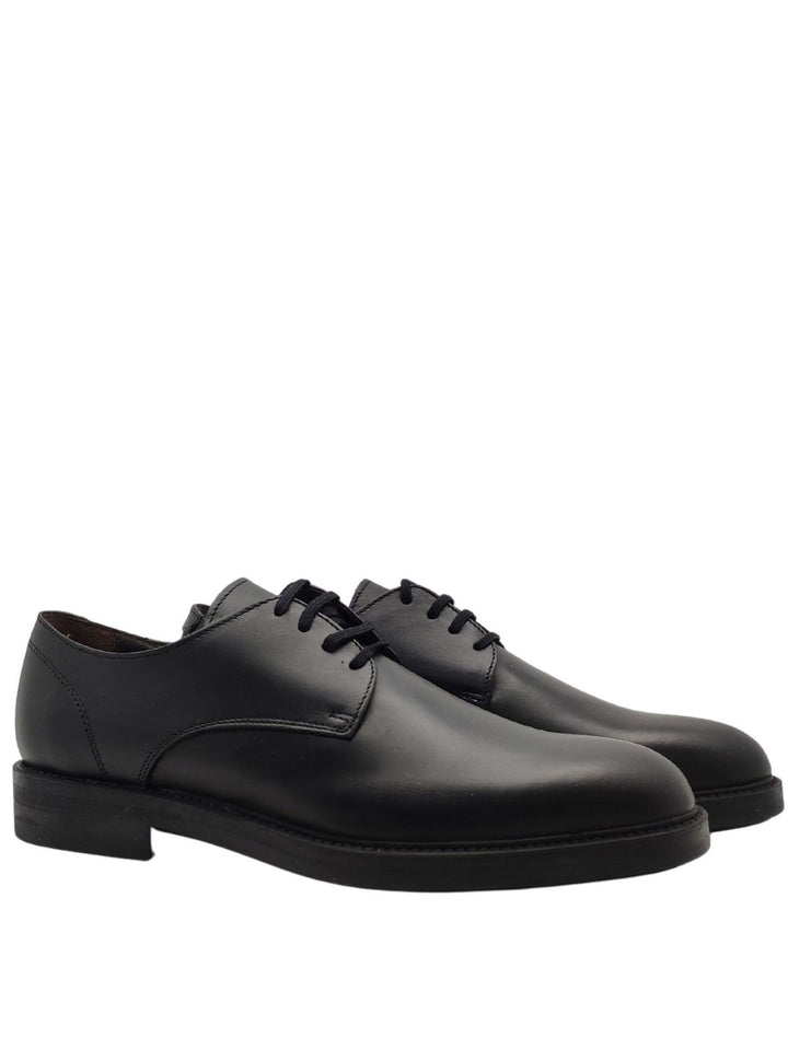 Spatarella Calzature Uomo Stringate Waterproof in Pelle Nera Opaca con Tomaia Liscia e Fondo in Gomma Sottocosto