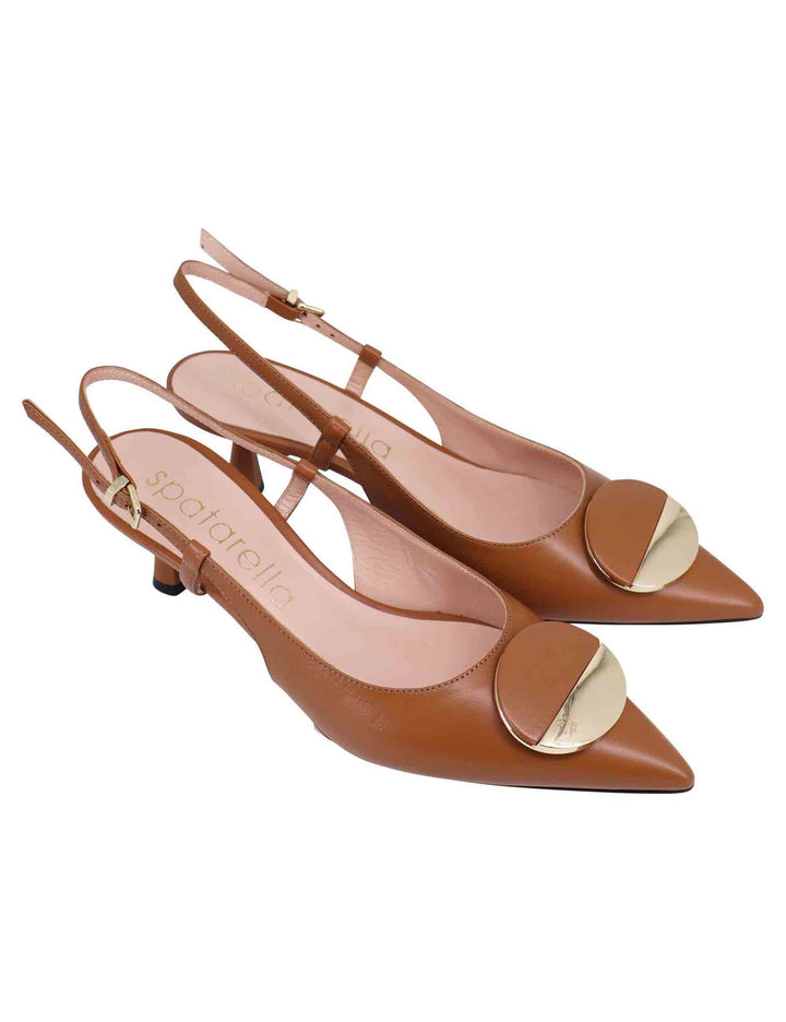 Spatarella Decollete slingback donna in pelle cuoio con tacco basso e fibbia in oro Ultimi tre giorni