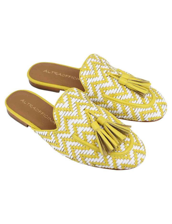 Spatarella Sabot donna in pelle intrecciata bianca e giallo con nappine e tacco basso Offerta natalizia