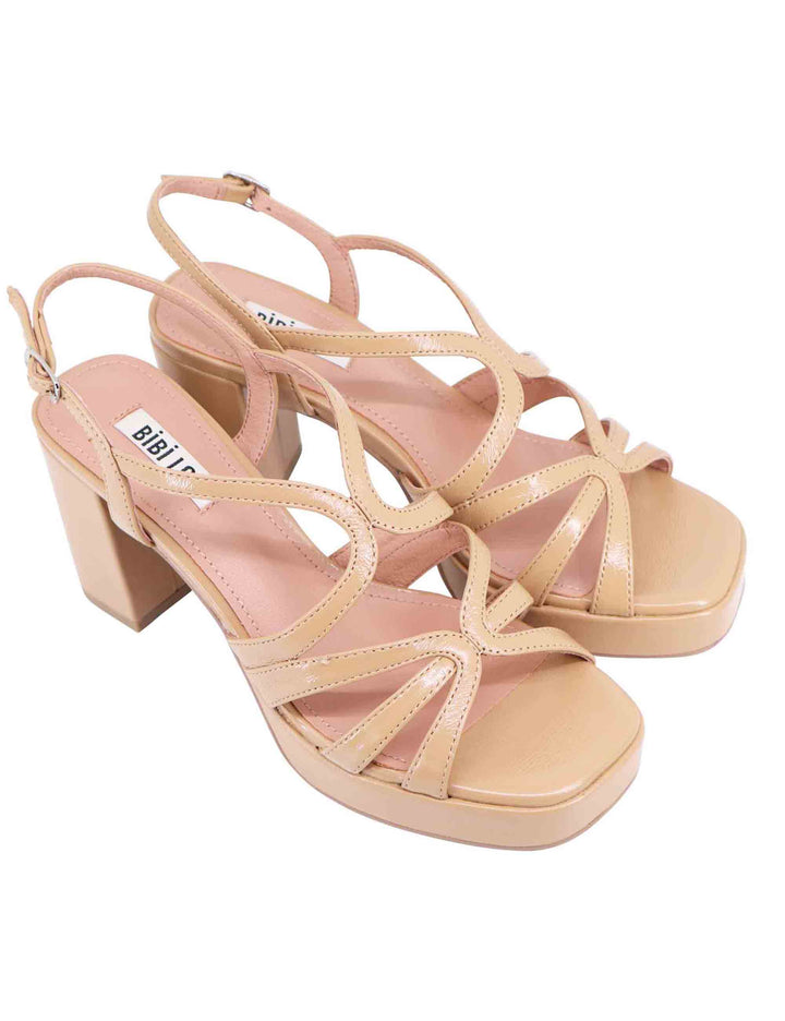 Spatarella Sandali slingback donna in vernice camel con tacco plateau e punta quadra Offerta Pasqua