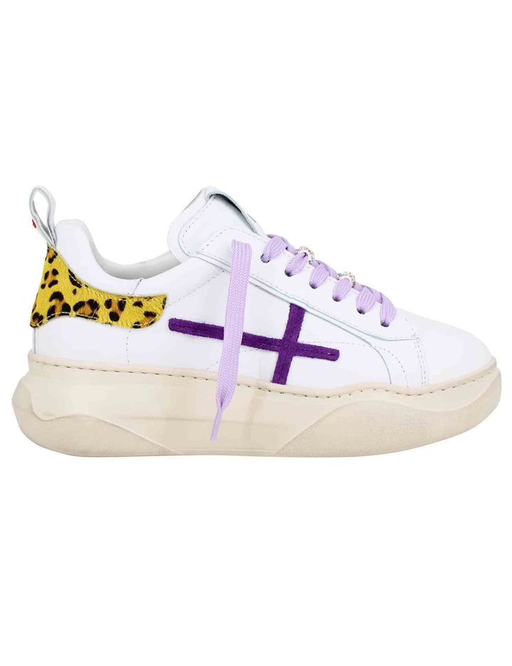 Spatarella Sneakers donna in pelle bianca con riporti in contrasto Sconto