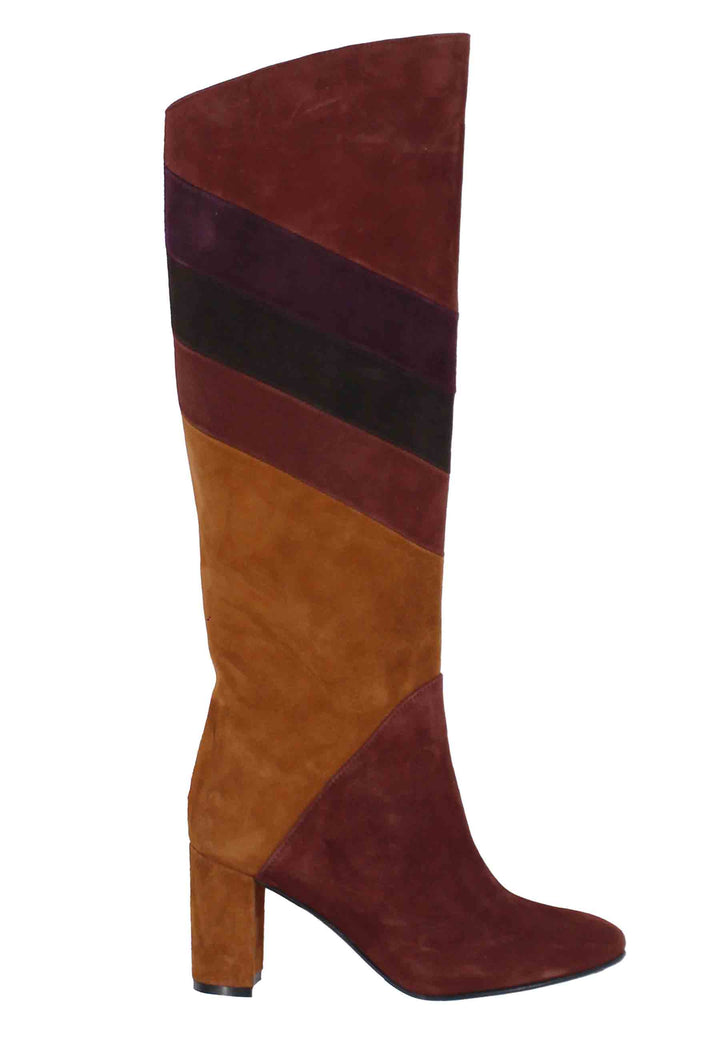 Spatarella Stivali donna a tubo in camoscio marrone con punta tonda Latest fashion